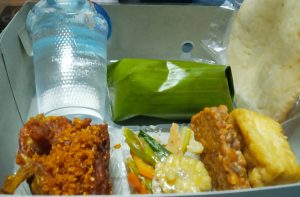 Catering Nasi BoxNasi Kotak di Priangan Timur
